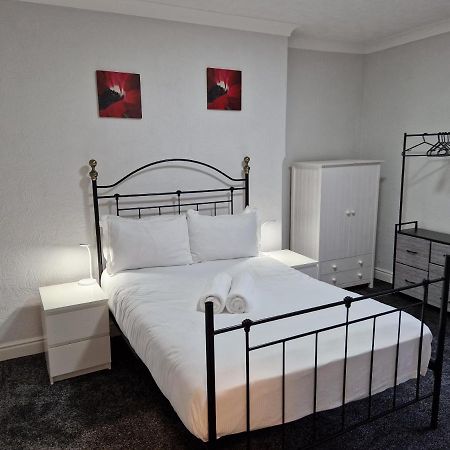 Birtley'S Diamond 3 Bed Apt, Sleeps 6 Guests Birtley  Bagian luar foto