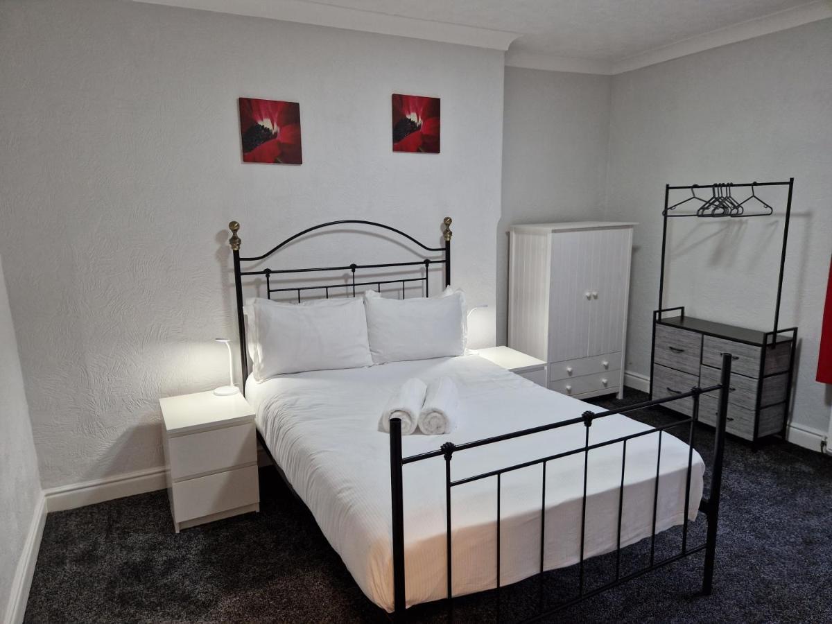 Birtley'S Diamond 3 Bed Apt, Sleeps 6 Guests Birtley  Bagian luar foto